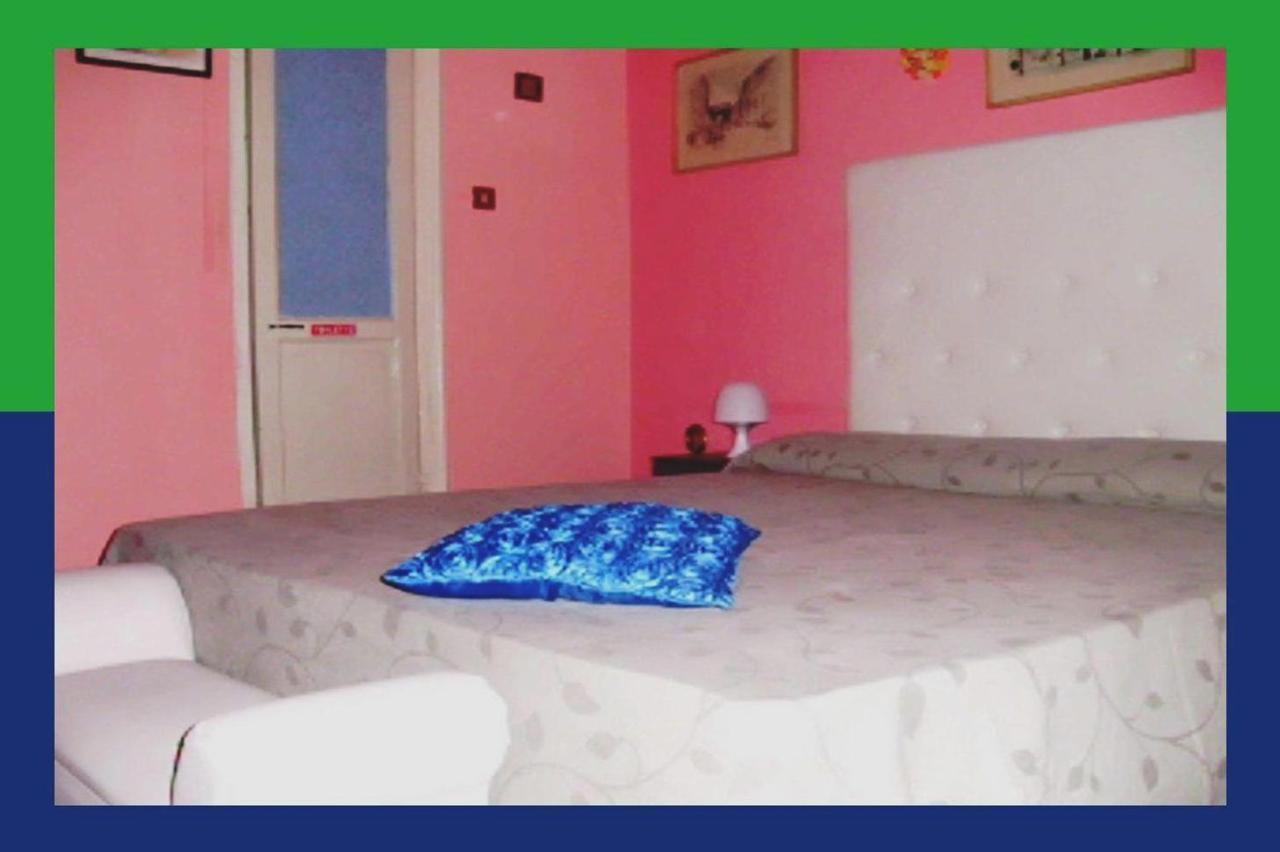 Santa Oliva Homestay Palermo Exterior foto